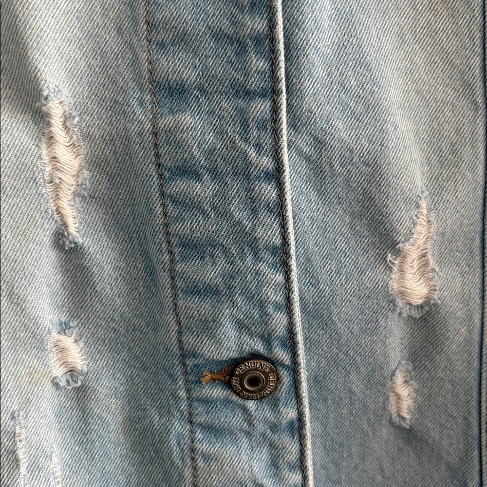 Light Blue Wash Jean Jacket Size XL - Picture 4 of 9